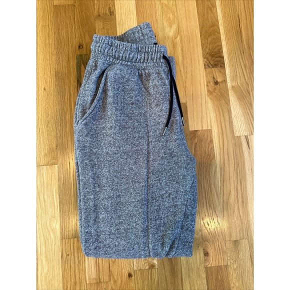ONIA GREY SWEATPANTS‎ SIZE MEDIUM.  PERFECT AMD SUPER COMFY - Picture 1 of 6